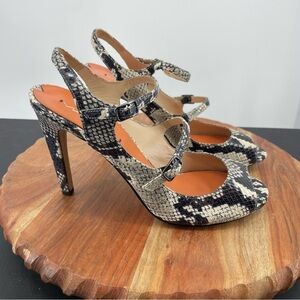 Via Spiga Roseanne heel sandals size 8.5 black white snakeskin snake buckles